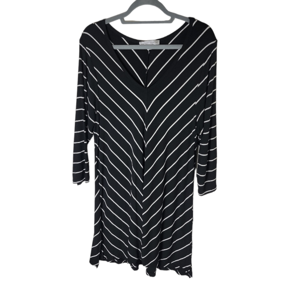 Larry Levine women's plus 2X black white stripe v neck high low tunic top